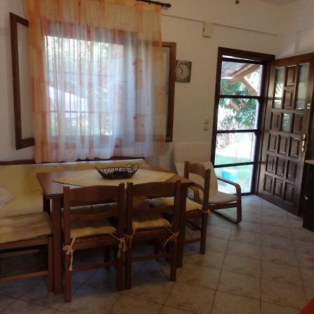 The Small House In The Olive Grove Lefokastro Extérieur photo