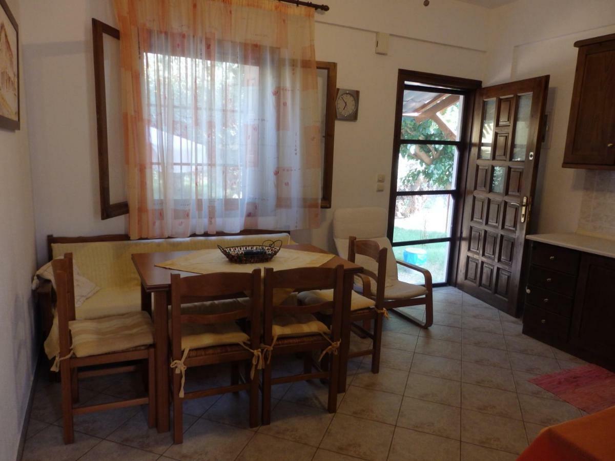The Small House In The Olive Grove Lefokastro Extérieur photo