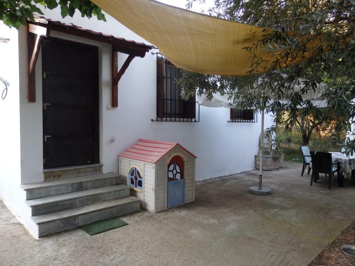 The Small House In The Olive Grove Lefokastro Extérieur photo